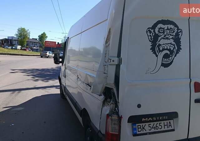Белый Рено Мастер, объемом двигателя 2.3 л и пробегом 6 тыс. км за 7199 $, фото 1 на Automoto.ua