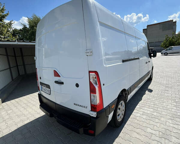 Белый Рено Мастер, объемом двигателя 2.3 л и пробегом 304 тыс. км за 13000 $, фото 9 на Automoto.ua