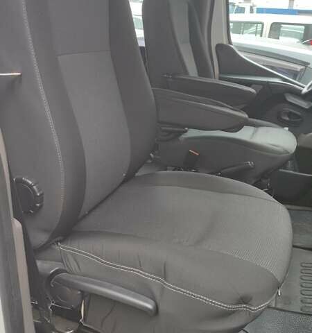 Белый Рено Мастер, объемом двигателя 2.3 л и пробегом 263 тыс. км за 13000 $, фото 5 на Automoto.ua