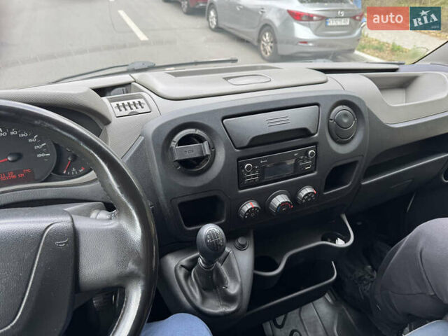 Белый Рено Мастер, объемом двигателя 2.3 л и пробегом 531 тыс. км за 10700 $, фото 23 на Automoto.ua