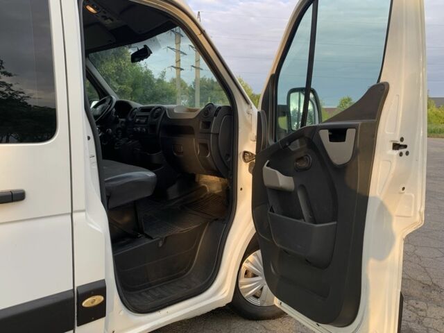 Білий Рено Мастєр, об'ємом двигуна 2.3 л та пробігом 332 тис. км за 12600 $, фото 11 на Automoto.ua