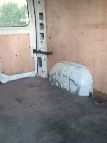 Белый Рено Мастер, объемом двигателя 2.3 л и пробегом 370 тыс. км за 10000 $, фото 9 на Automoto.ua