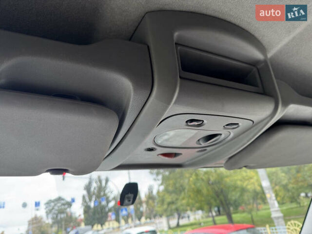 Белый Рено Мастер, объемом двигателя 2.3 л и пробегом 530 тыс. км за 9350 $, фото 10 на Automoto.ua