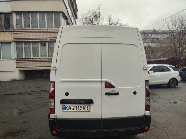 Белый Рено Мастер, объемом двигателя 2.3 л и пробегом 374 тыс. км за 11000 $, фото 3 на Automoto.ua