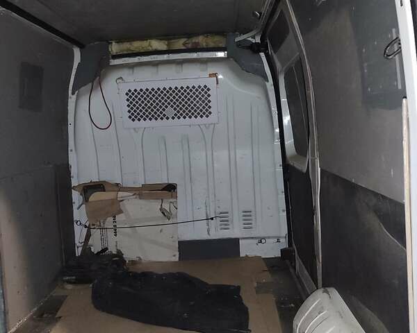 Белый Рено Мастер, объемом двигателя 2.3 л и пробегом 300 тыс. км за 10900 $, фото 5 на Automoto.ua