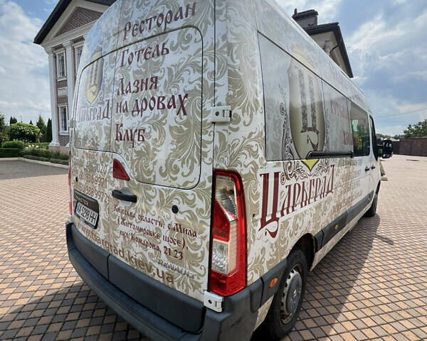 Белый Рено Мастер, объемом двигателя 2.3 л и пробегом 106 тыс. км за 20000 $, фото 2 на Automoto.ua