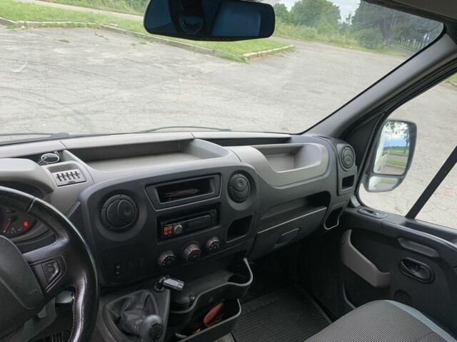 Білий Рено Мастєр, об'ємом двигуна 2.3 л та пробігом 332 тис. км за 12600 $, фото 10 на Automoto.ua