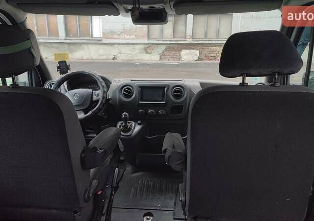 Белый Рено Мастер, объемом двигателя 2.3 л и пробегом 263 тыс. км за 13000 $, фото 10 на Automoto.ua