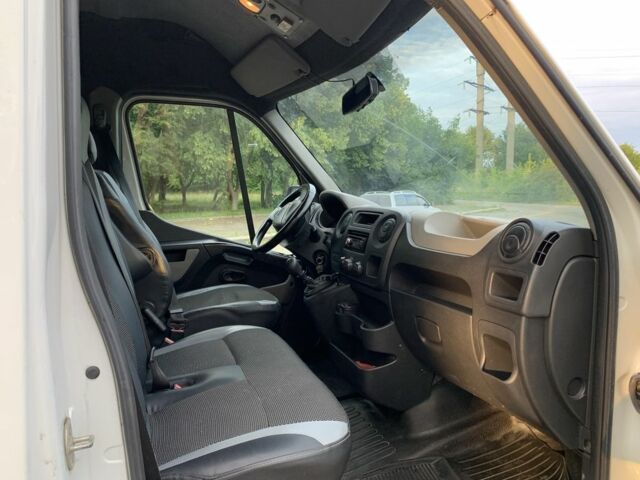 Білий Рено Мастєр, об'ємом двигуна 2.3 л та пробігом 332 тис. км за 12600 $, фото 13 на Automoto.ua