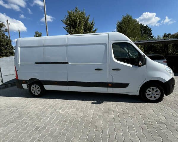 Белый Рено Мастер, объемом двигателя 2.3 л и пробегом 304 тыс. км за 13000 $, фото 5 на Automoto.ua