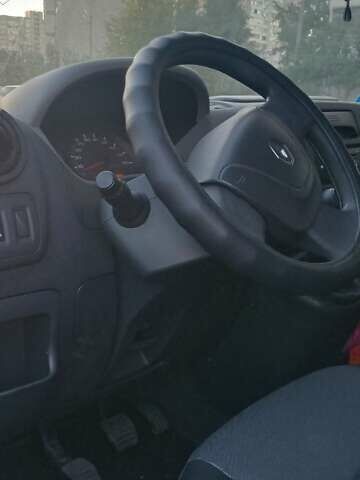 Белый Рено Мастер, объемом двигателя 2.3 л и пробегом 370 тыс. км за 10000 $, фото 12 на Automoto.ua