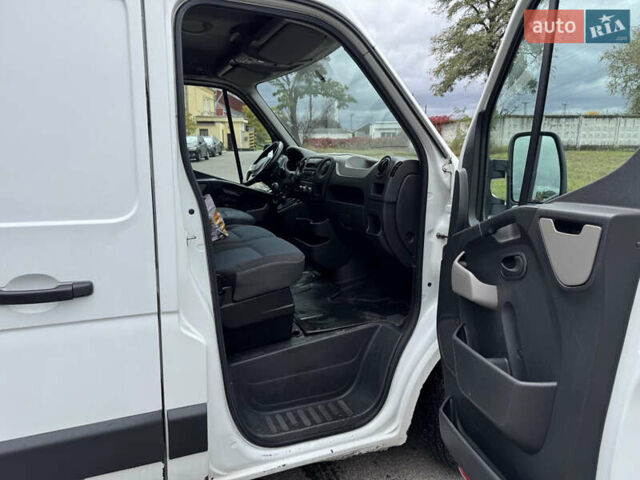 Белый Рено Мастер, объемом двигателя 2.3 л и пробегом 530 тыс. км за 9350 $, фото 11 на Automoto.ua