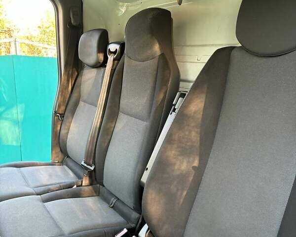 Белый Рено Мастер, объемом двигателя 2.3 л и пробегом 385 тыс. км за 13500 $, фото 17 на Automoto.ua