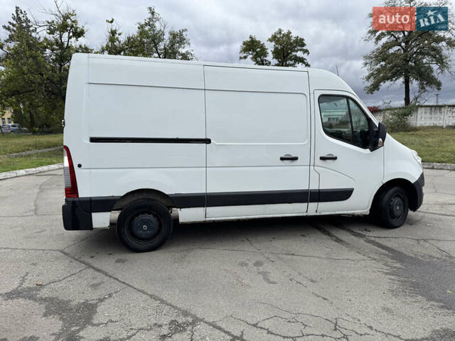 Белый Рено Мастер, объемом двигателя 2.3 л и пробегом 531 тыс. км за 10700 $, фото 5 на Automoto.ua