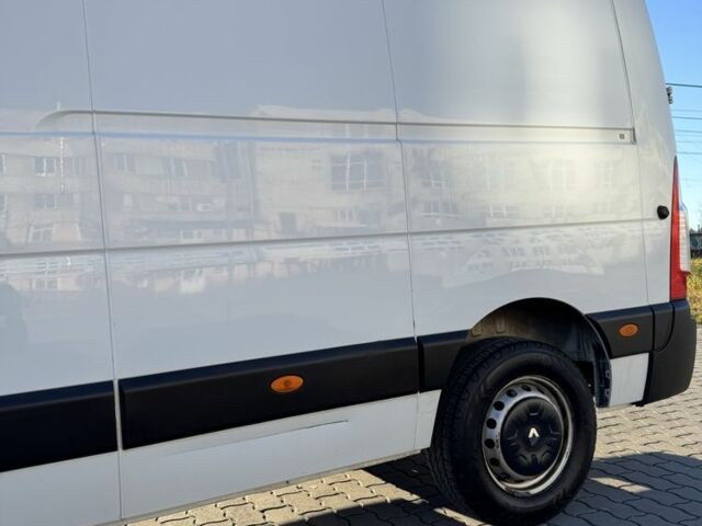 Белый Рено Мастер, объемом двигателя 2.3 л и пробегом 519 тыс. км за 10712 $, фото 5 на Automoto.ua