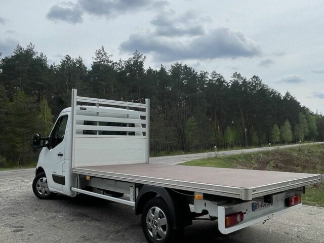 Белый Рено Мастер, объемом двигателя 2.3 л и пробегом 407 тыс. км за 11700 $, фото 6 на Automoto.ua