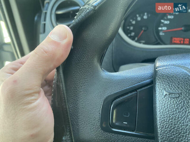 Білий Рено Мастєр, об'ємом двигуна 2.3 л та пробігом 311 тис. км за 11500 $, фото 9 на Automoto.ua