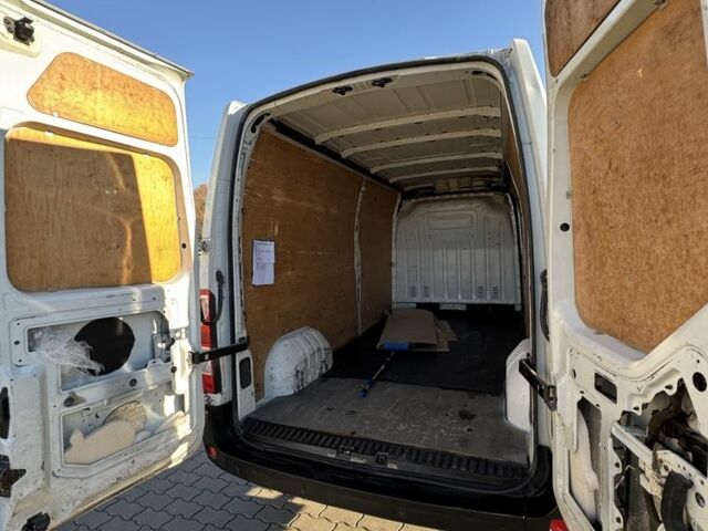 Белый Рено Мастер, объемом двигателя 2.3 л и пробегом 519 тыс. км за 10712 $, фото 8 на Automoto.ua