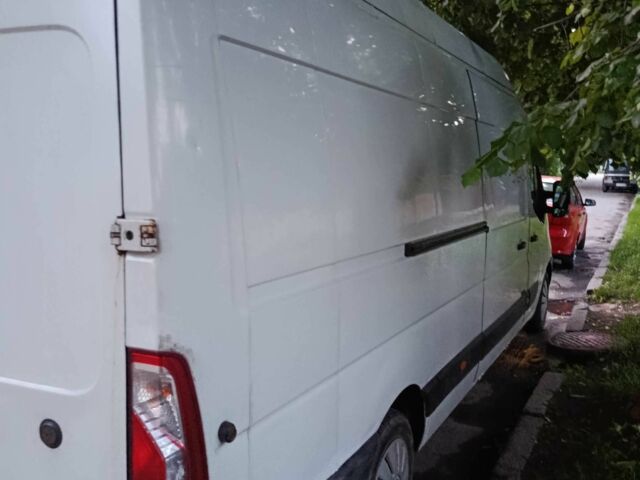 Белый Рено Мастер, объемом двигателя 2.3 л и пробегом 624 тыс. км за 12000 $, фото 10 на Automoto.ua