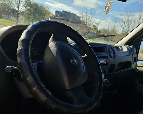 Білий Рено Мастєр, об'ємом двигуна 2.3 л та пробігом 550 тис. км за 10800 $, фото 9 на Automoto.ua