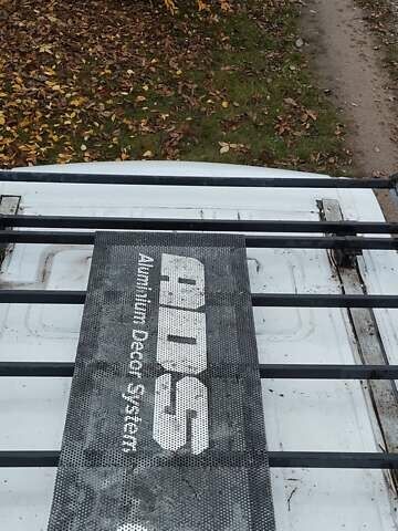 Білий Рено Мастєр, об'ємом двигуна 2.3 л та пробігом 550 тис. км за 10800 $, фото 4 на Automoto.ua