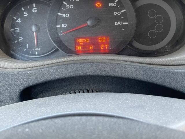 Білий Рено Мастєр, об'ємом двигуна 2.3 л та пробігом 148 тис. км за 12000 $, фото 2 на Automoto.ua