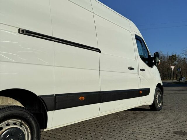 Белый Рено Мастер, объемом двигателя 2.3 л и пробегом 519 тыс. км за 10712 $, фото 4 на Automoto.ua