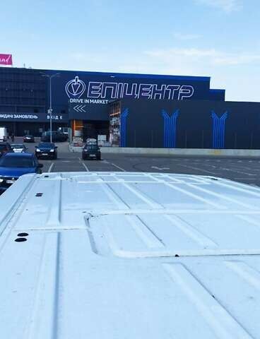 Белый Рено Мастер, объемом двигателя 2.3 л и пробегом 375 тыс. км за 11500 $, фото 18 на Automoto.ua