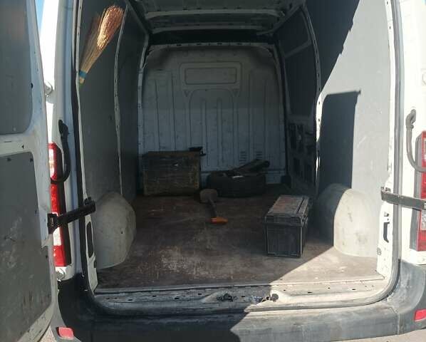 Білий Рено Мастєр, об'ємом двигуна 2.3 л та пробігом 330 тис. км за 12000 $, фото 2 на Automoto.ua