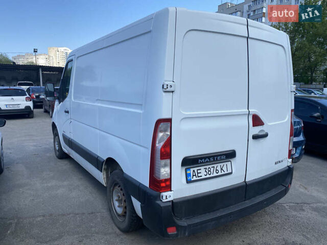 Белый Рено Мастер, объемом двигателя 2.3 л и пробегом 514 тыс. км за 8300 $, фото 3 на Automoto.ua