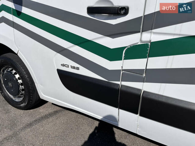 Белый Рено Мастер, объемом двигателя 2.3 л и пробегом 355 тыс. км за 10500 $, фото 8 на Automoto.ua
