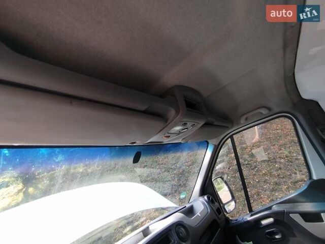 Білий Рено Мастєр, об'ємом двигуна 2.3 л та пробігом 300 тис. км за 10900 $, фото 6 на Automoto.ua