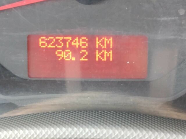 Белый Рено Мастер, объемом двигателя 2.3 л и пробегом 624 тыс. км за 12000 $, фото 11 на Automoto.ua