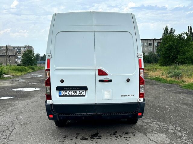 Белый Рено Мастер, объемом двигателя 2.3 л и пробегом 276 тыс. км за 14000 $, фото 5 на Automoto.ua