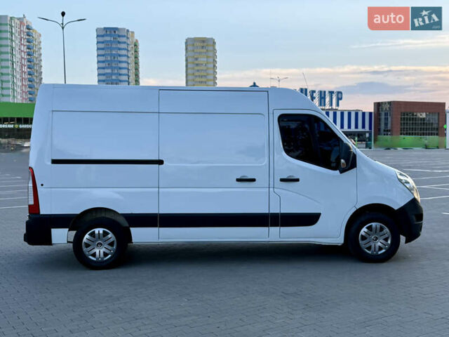 Белый Рено Мастер, объемом двигателя 2.3 л и пробегом 350 тыс. км за 11300 $, фото 8 на Automoto.ua