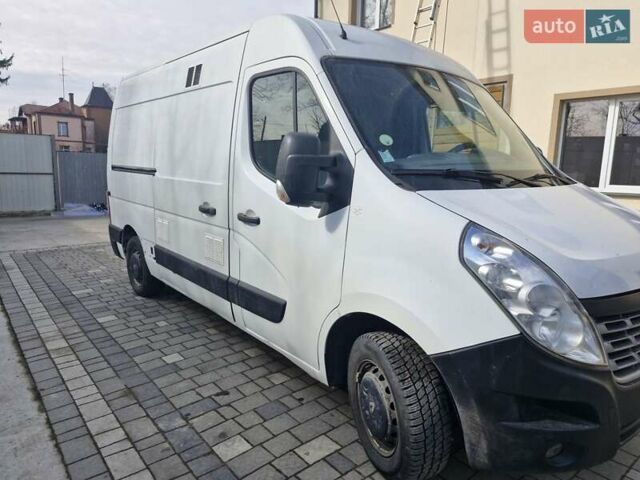 Белый Рено Мастер, объемом двигателя 2.5 л и пробегом 286 тыс. км за 11500 $, фото 3 на Automoto.ua