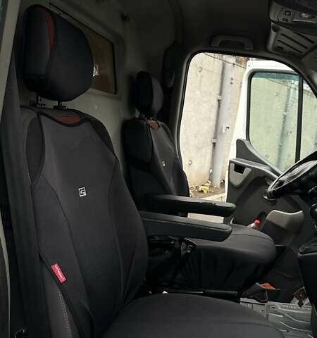 Білий Рено Мастєр, об'ємом двигуна 2.3 л та пробігом 313 тис. км за 13100 $, фото 8 на Automoto.ua