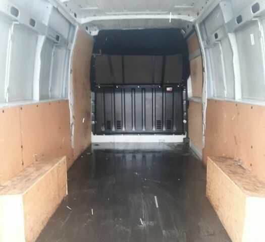 Белый Рено Мастер, объемом двигателя 2.3 л и пробегом 630 тыс. км за 12000 $, фото 9 на Automoto.ua