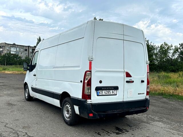 Белый Рено Мастер, объемом двигателя 2.3 л и пробегом 276 тыс. км за 14000 $, фото 1 на Automoto.ua