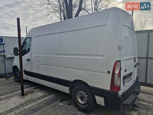 Белый Рено Мастер, объемом двигателя 2.5 л и пробегом 286 тыс. км за 11500 $, фото 1 на Automoto.ua