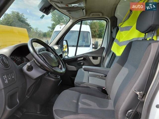 Білий Рено Мастєр, об'ємом двигуна 2.3 л та пробігом 425 тис. км за 12900 $, фото 45 на Automoto.ua
