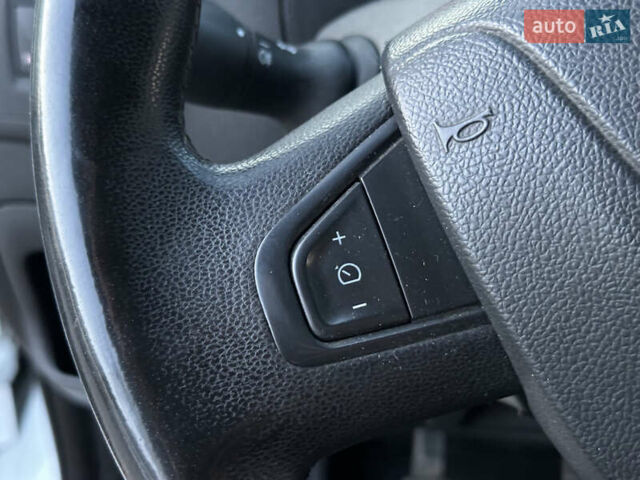 Білий Рено Мастєр, об'ємом двигуна 2.3 л та пробігом 325 тис. км за 11900 $, фото 19 на Automoto.ua