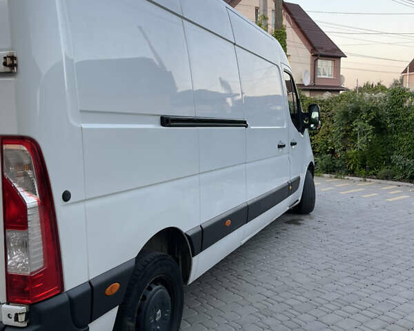 Белый Рено Мастер, объемом двигателя 2.3 л и пробегом 1 тыс. км за 12800 $, фото 3 на Automoto.ua