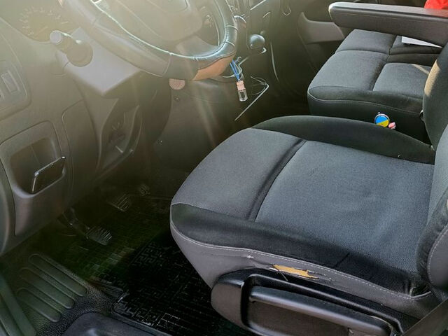 Білий Рено Мастєр, об'ємом двигуна 2.3 л та пробігом 290 тис. км за 13500 $, фото 6 на Automoto.ua