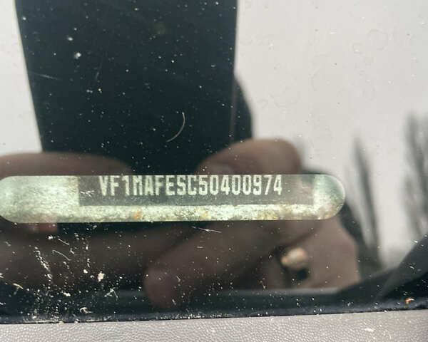 Белый Рено Мастер, объемом двигателя 2.3 л и пробегом 305 тыс. км за 14000 $, фото 11 на Automoto.ua