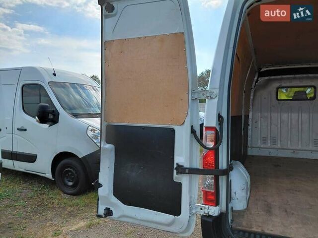 Білий Рено Мастєр, об'ємом двигуна 2.3 л та пробігом 425 тис. км за 12900 $, фото 21 на Automoto.ua