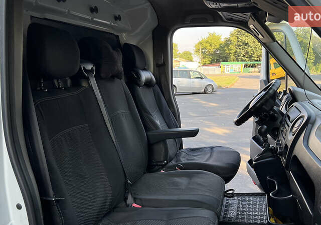 Белый Рено Мастер, объемом двигателя 2.3 л и пробегом 328 тыс. км за 10700 $, фото 7 на Automoto.ua