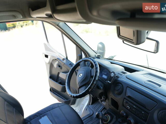 Білий Рено Мастєр, об'ємом двигуна 2.3 л та пробігом 419 тис. км за 15500 $, фото 37 на Automoto.ua