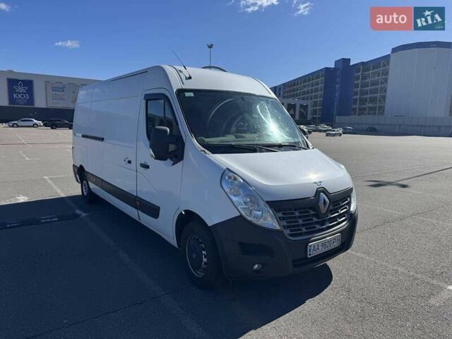 Белый Рено Мастер, объемом двигателя 2.3 л и пробегом 393 тыс. км за 10200 $, фото 1 на Automoto.ua
