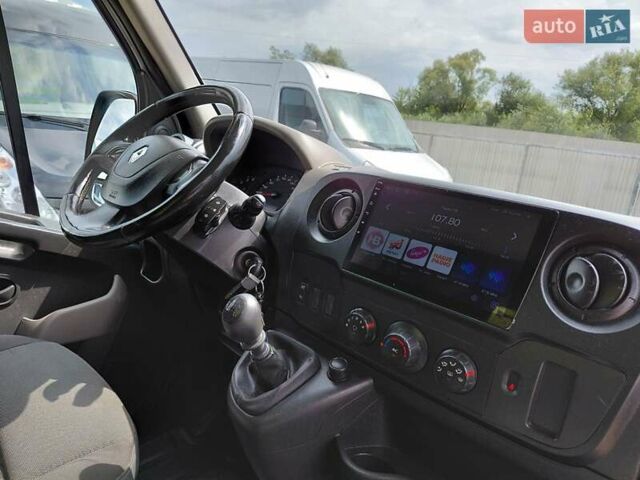 Білий Рено Мастєр, об'ємом двигуна 2.3 л та пробігом 302 тис. км за 12900 $, фото 31 на Automoto.ua